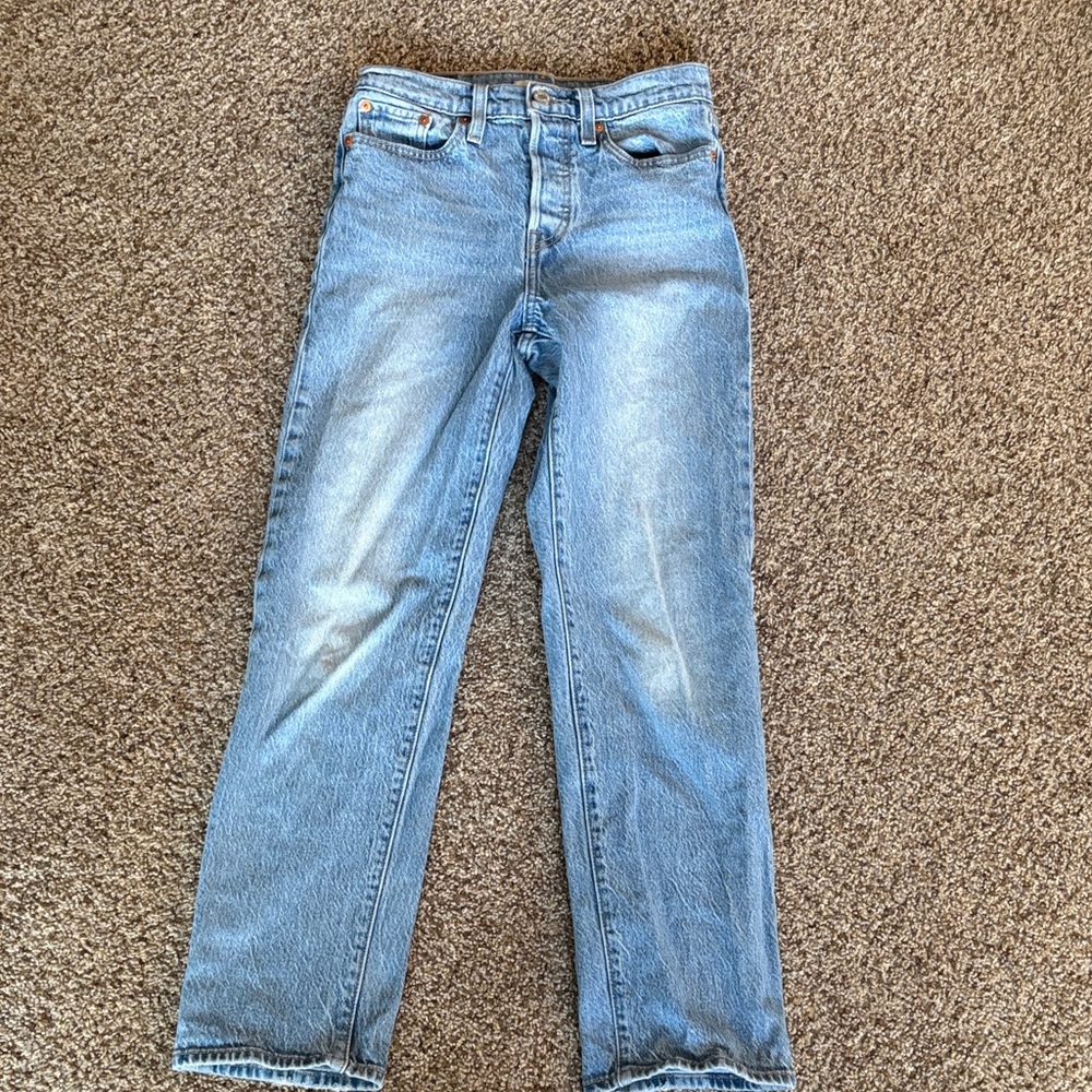 Classic Light Blue women’s Jeans